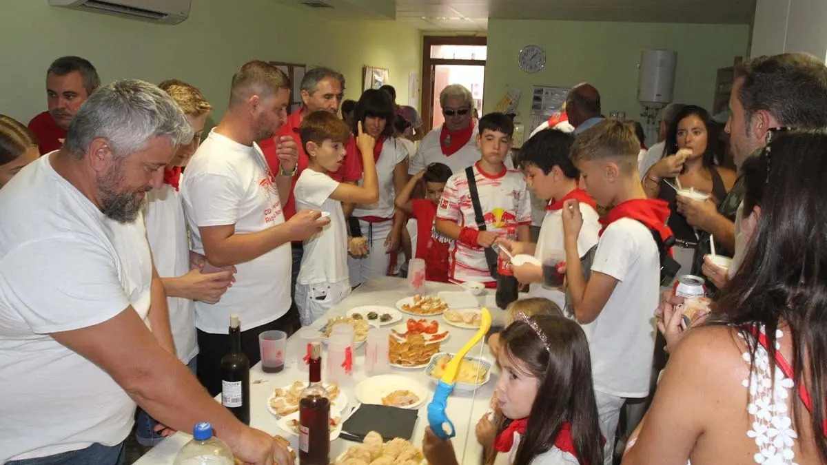 Fotos Fiestas de Fontellas 7-9-2025. Pobre de Mí (15)