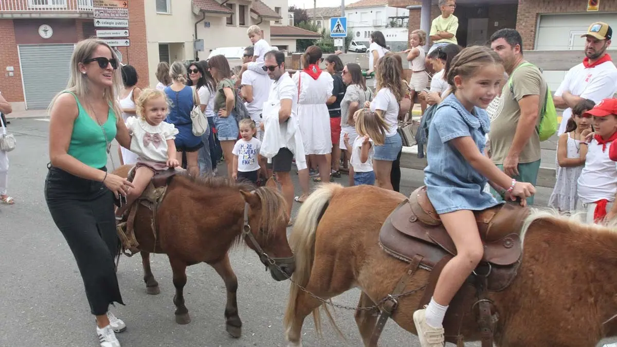 Fotos Fiestas de Fontellas 7-9-2025. Pobre de Mí (34)