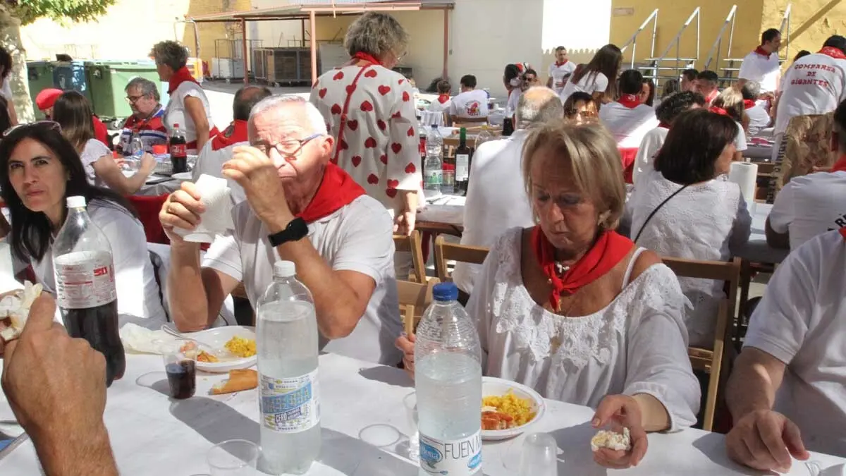 Fotos Cohete Fiestas de Cortes 2025 (9)