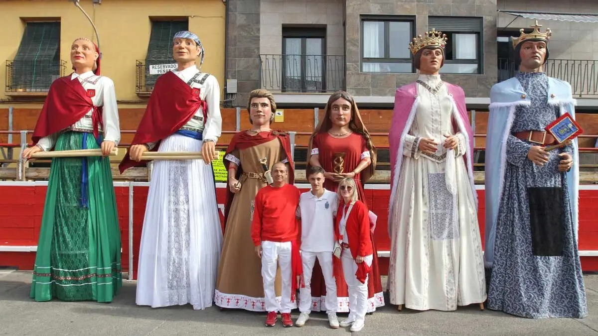 Fotos Cohete Fiestas de Cortes 2025 (15)