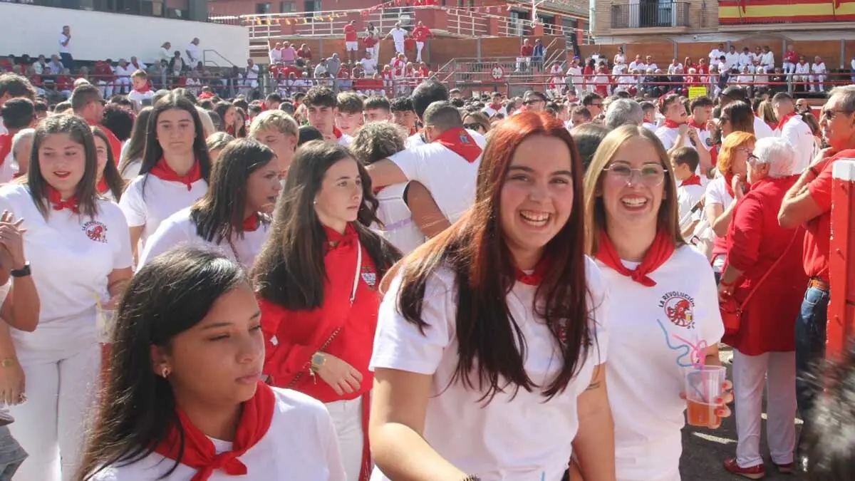 Fotos Cohete Fiestas de Cortes 2025 (29)