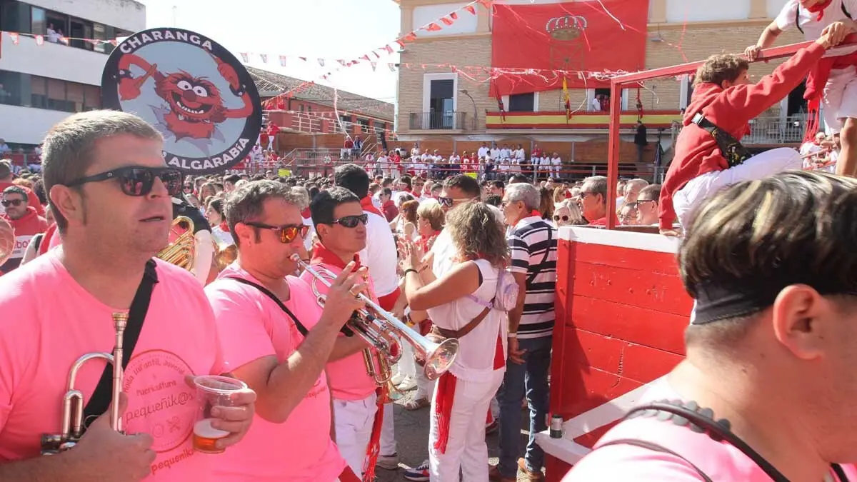 Fotos Cohete Fiestas de Cortes 2025 (32)