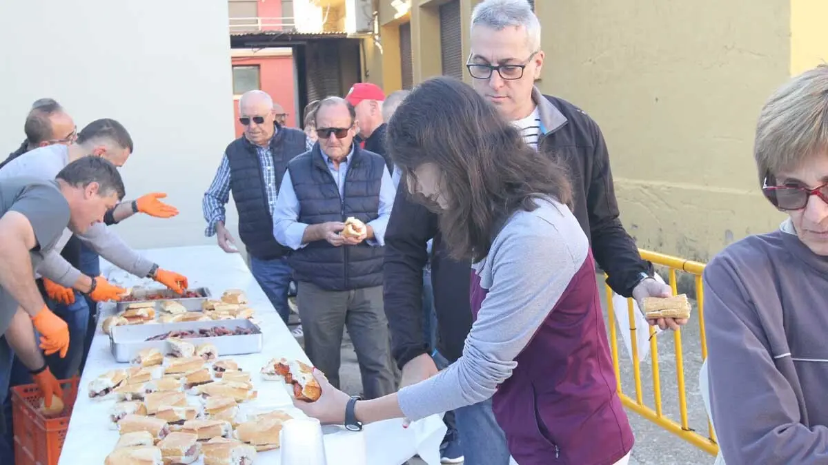 Fotos Cohete Fiestas de Cortes 2025 (38)