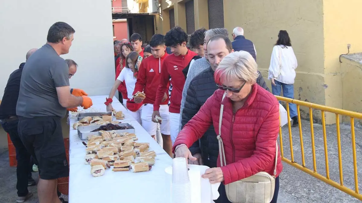 Fotos Cohete Fiestas de Cortes 2025 (45)
