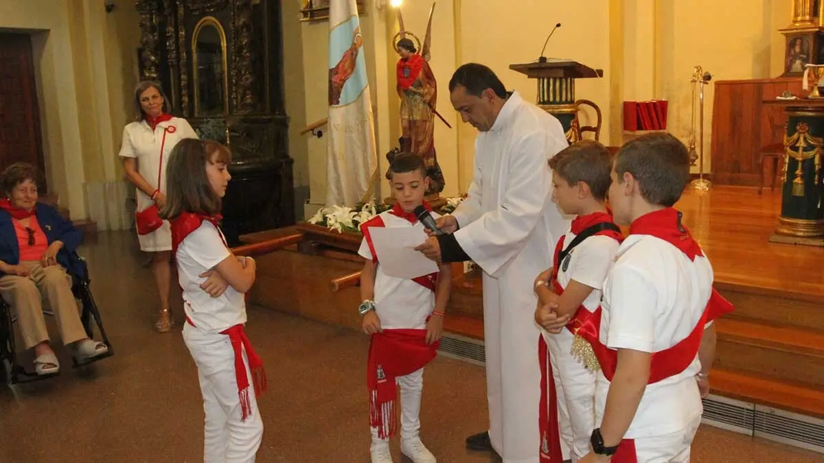 Fotos Día del paloteado chiqui y del niño. Fiestas de Cortes 2025 (29)