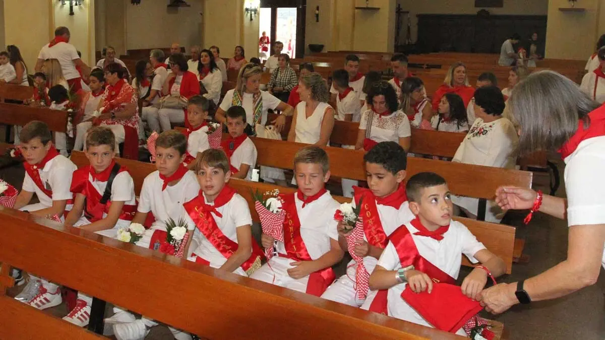 Fotos Día del paloteado chiqui y del niño. Fiestas de Cortes 2025 (30)