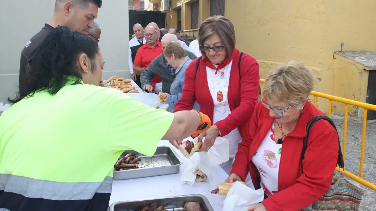 Fotos Día del paloteado chiqui y del niño. Fiestas de Cortes 2025 (57)