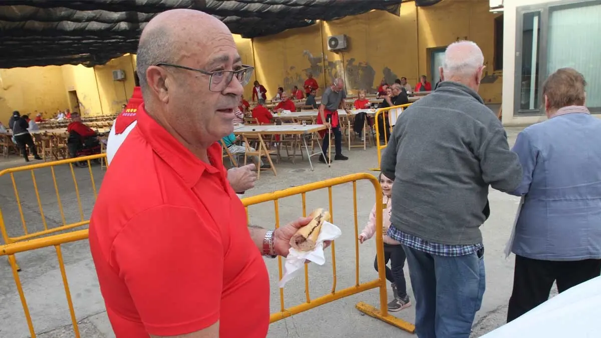 Fotos Día del paloteado chiqui y del niño. Fiestas de Cortes 2025 (61)