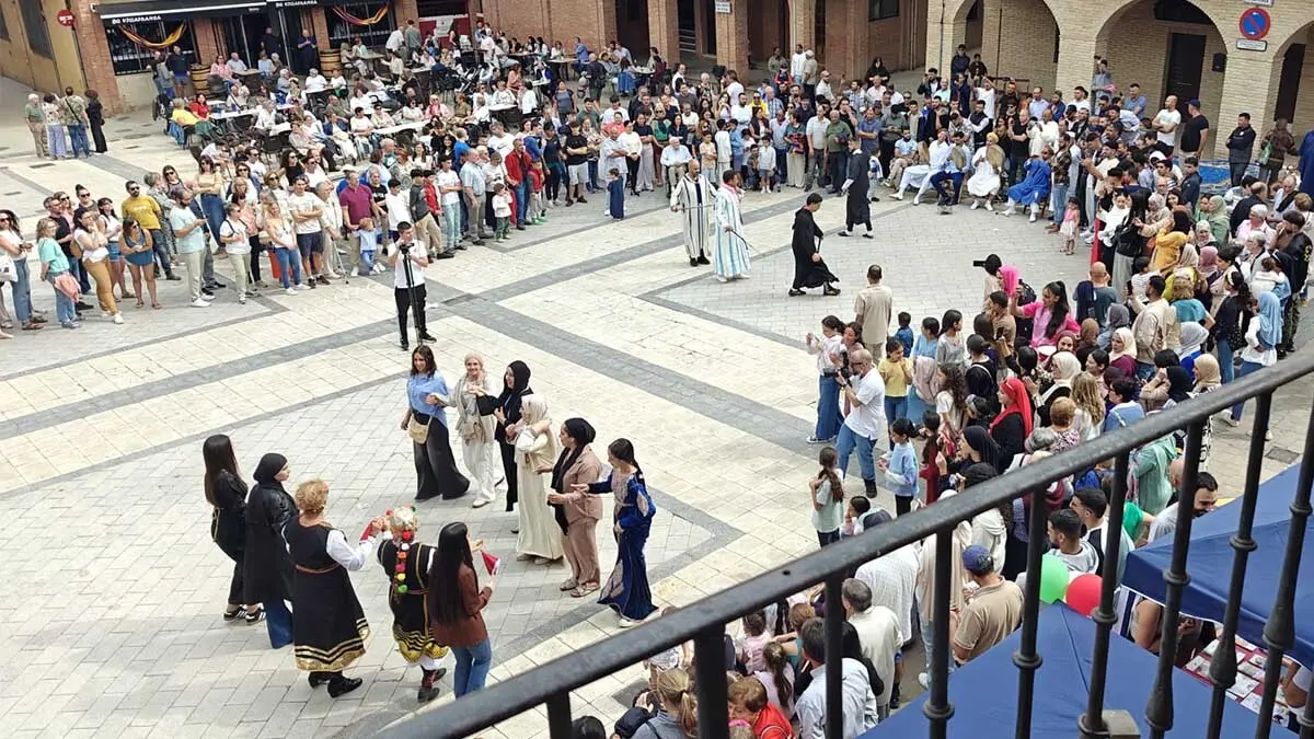 Fotos Encuentro Multicultural Villfranca 28-9-25 (15)