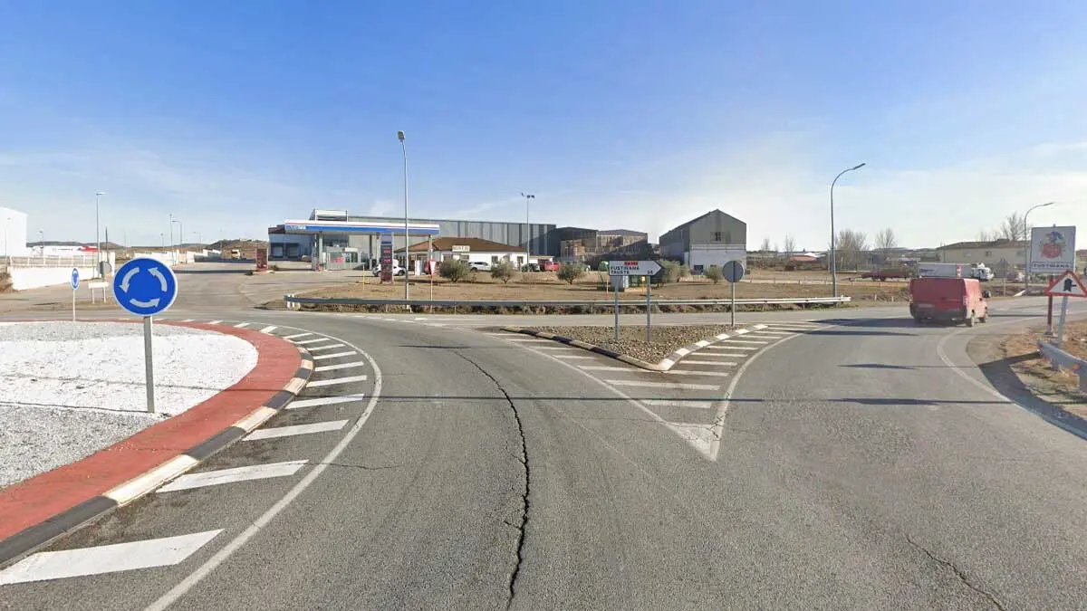 Fustiñana moderniza el polígono Santos Justo y Pastor con rotonda y carril bici