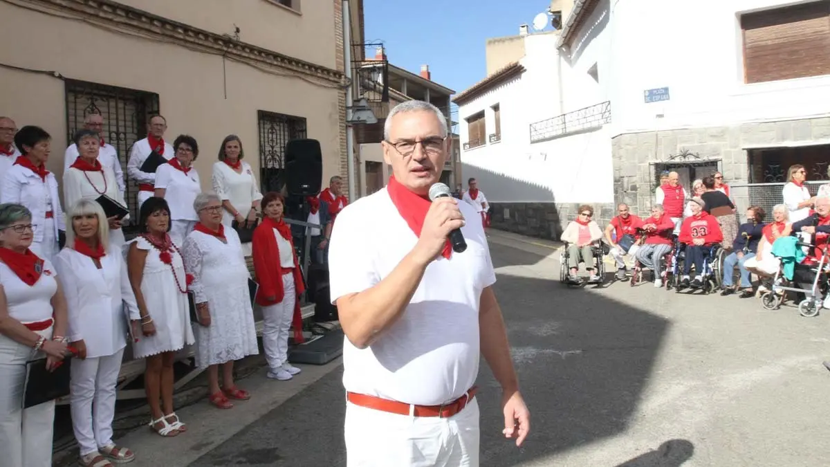 Fotos Día de los Abuelos. Fiestas de Cortes. 30-9-25 (19)