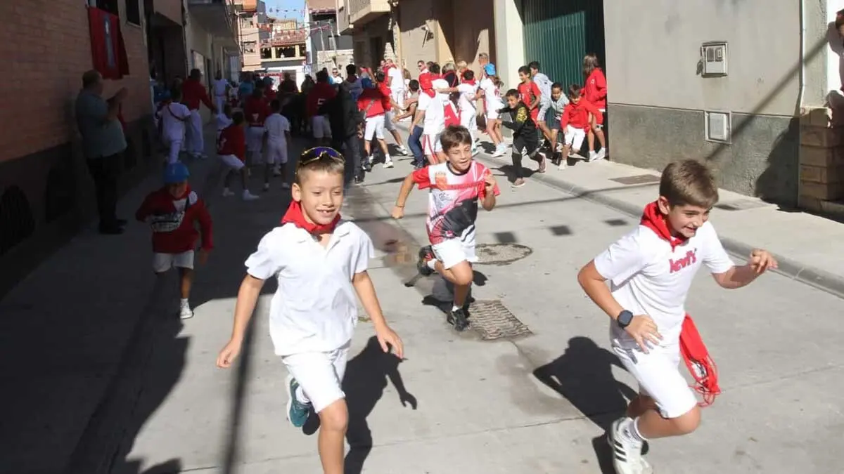 Fotos Fiestas de Cortes 1-10-25 (11)