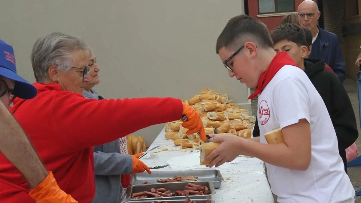 Fotos Fiestas de Cortes 3-10-25 (9)