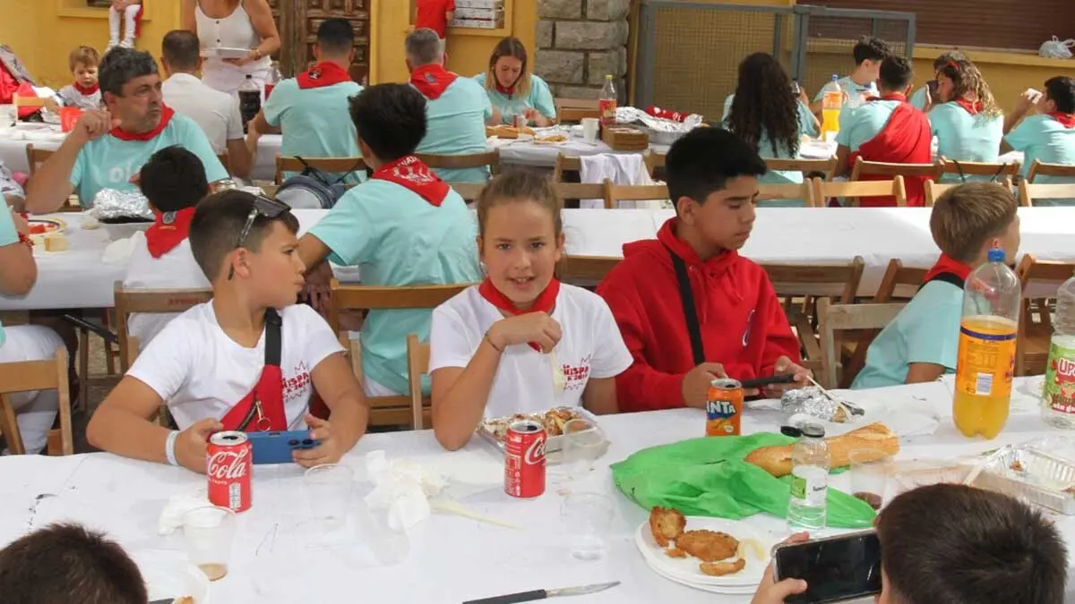 Fotos Fiestas de Cortes 3-10-25 (15)