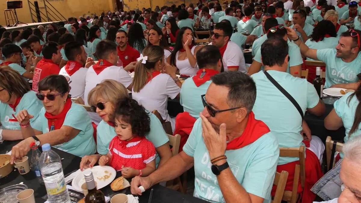 Fotos Fiestas de Cortes 3-10-25 (14)