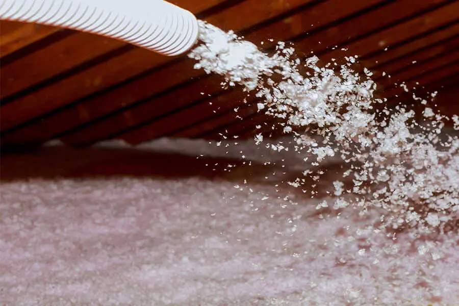  Aislamiento insuflado, la inversión que se nota en el termostato y en el bolsillo 