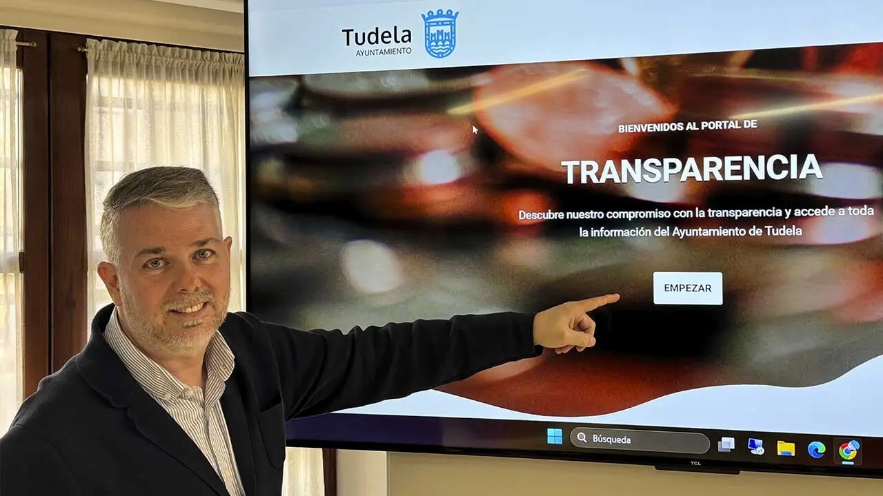 Fernando Ferrer presenta el portal de transparencia de la web del Ayto. de Tudela