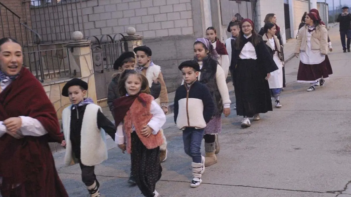 Olentzero en Bu&ntilde;uel 2025 (4)