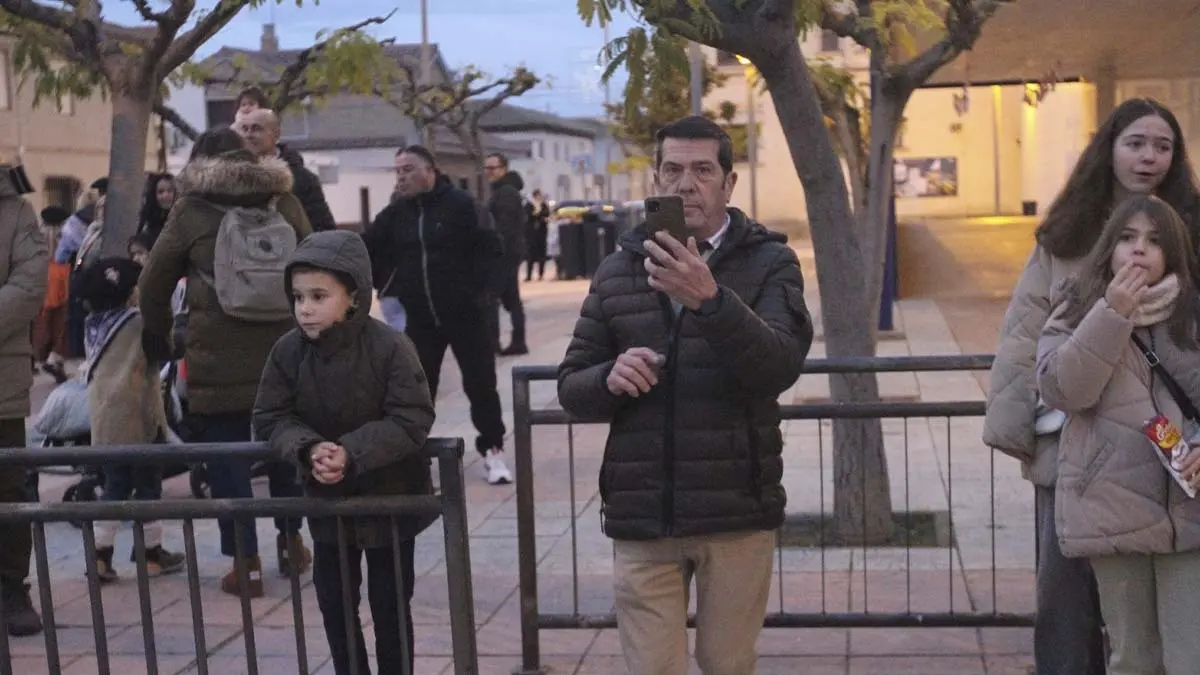 Olentzero en Bu&ntilde;uel 2025 (9)