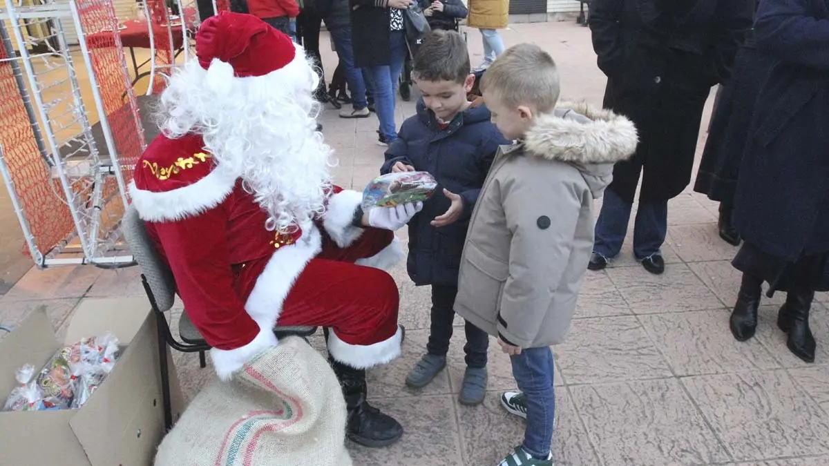 Pap&aacute; Noel en Fontellas 2025 (21)