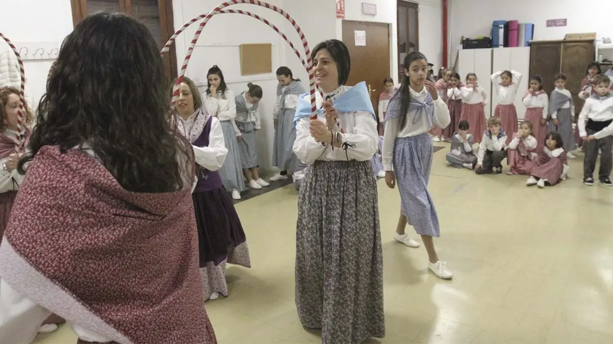 Danzas Yona. Cortes (10)