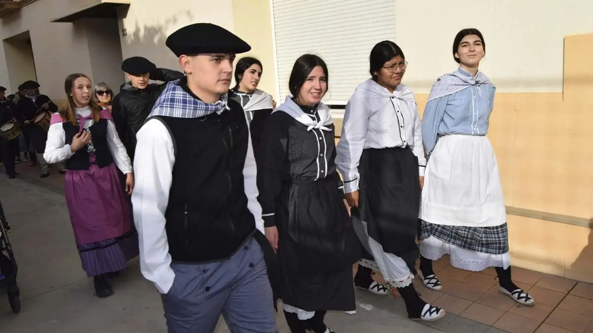 Visita del Olentzero a Cabanillas 2025 (16)