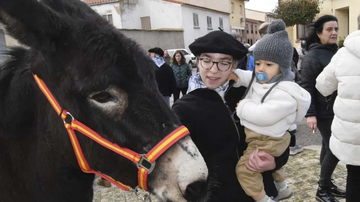 Visita del Olentzero a Cabanillas 2025 (22)