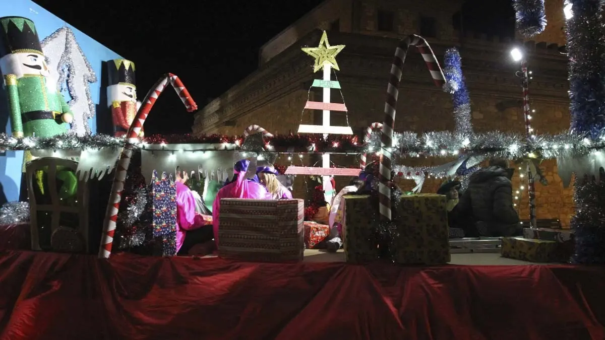 Reyes Magos 2026 en Cortes (12)
