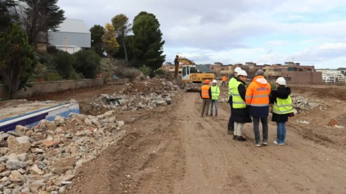 Reconversi&oacute;n de las piscinas Ciudad de Tudela en zona verde