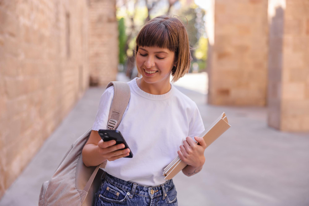 Las mejores opciones para estudiantes que necesitan un buen m&oacute;vil<br>                        <br>                        <br>                      