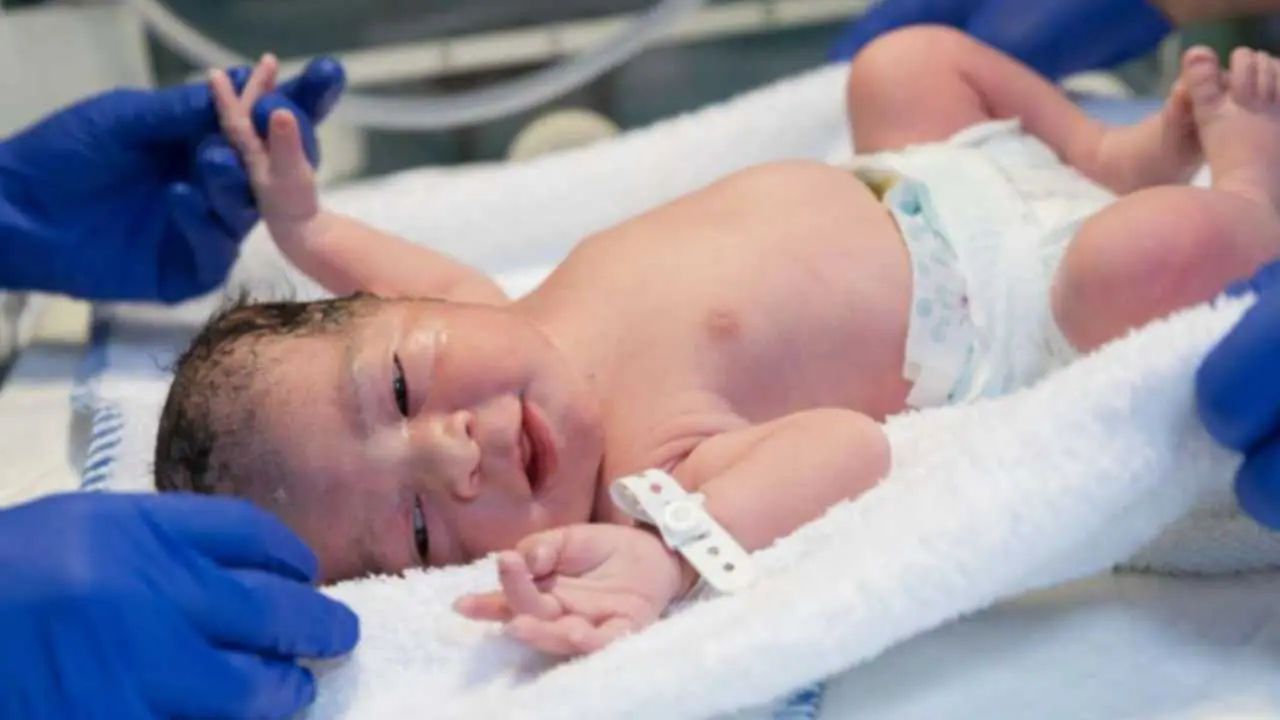 Reci&eacute;n nacido. Foto Bolet&iacute;n informativo del &Aacute;rea de Salud de Tudela