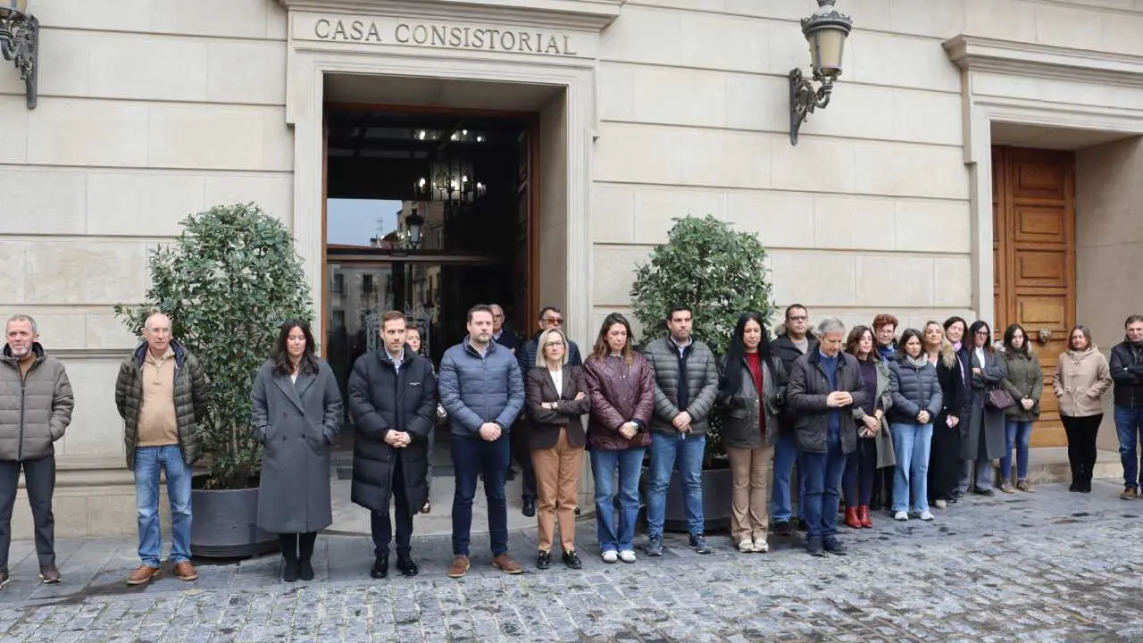 Minuto de silencio D&iacute;a del Terrorismo en Tudela