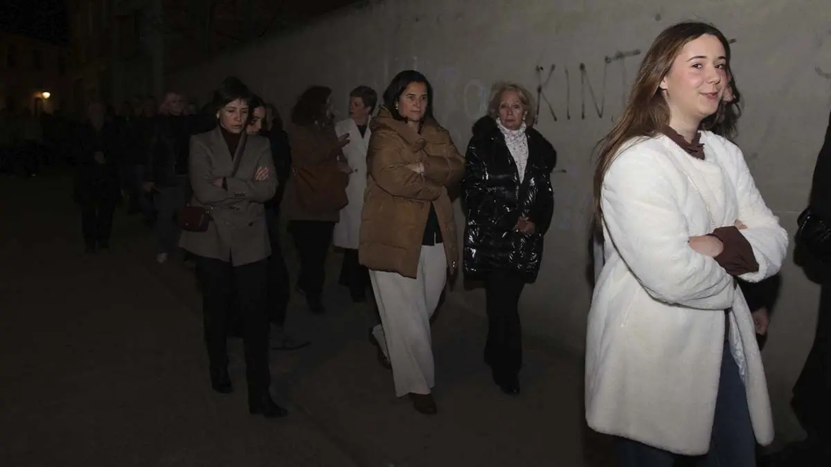 Procesi&oacute;n del Santo Entierro 2026 en Cortes (7)