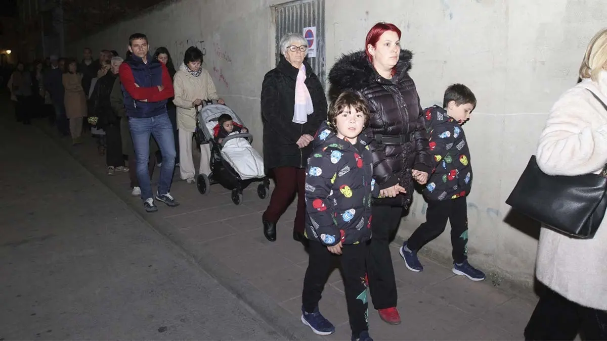 Procesi&oacute;n del Santo Entierro 2026 en Cortes (8)