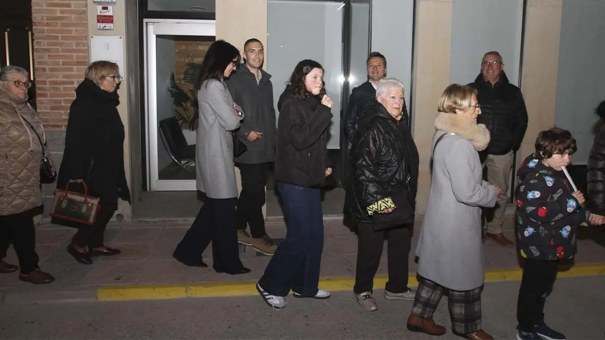 Procesi&oacute;n del Santo Entierro 2026 en Cortes (23)