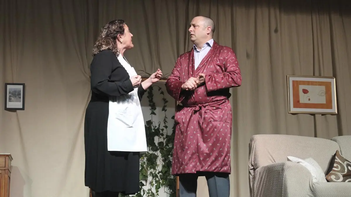 grupo de Teatro la Albarca de Cabanillas. Obra. Con la vida del otro (21)