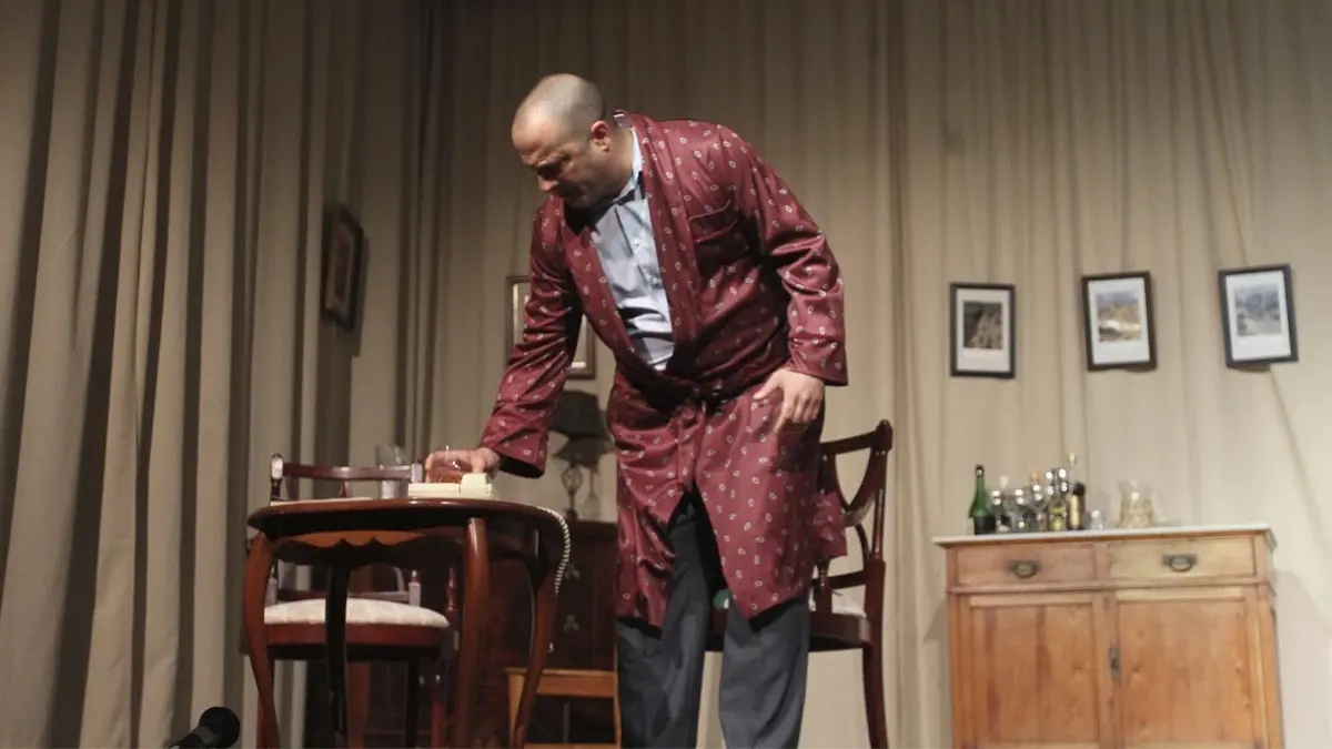 grupo de Teatro la Albarca de Cabanillas. Obra. Con la vida del otro (29)