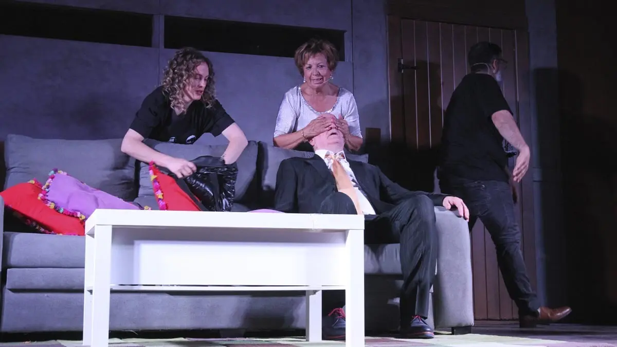 Grupo de Teatro Luz de Candilejas de Cortes. Obra. Fuga. 2026 (10)