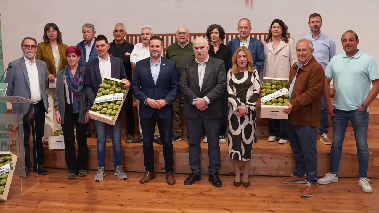 Foto familia Aniversario IGP Alcachofa de Tudela