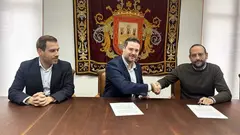 Firma del convenio aparcamientos en Lourdes