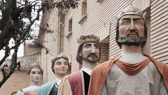 Comparsa de gigantes y cabezudos de Tudela