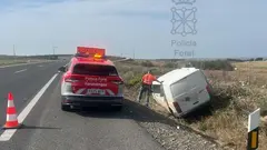 Polic&iacute;a Foral atiende en la AP-68 una salida de v&iacute;a de un conductor que triplic&oacute; en drogas
