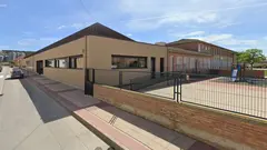 Colegio P&uacute;blico de Arguedas. Foto Google Maps