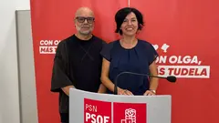 Iv&aacute;n Romo junto a Olga Chueca, PSN-PSOE Tudela