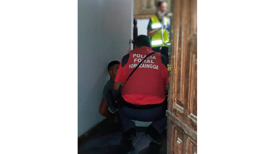 policia foral funes detenido