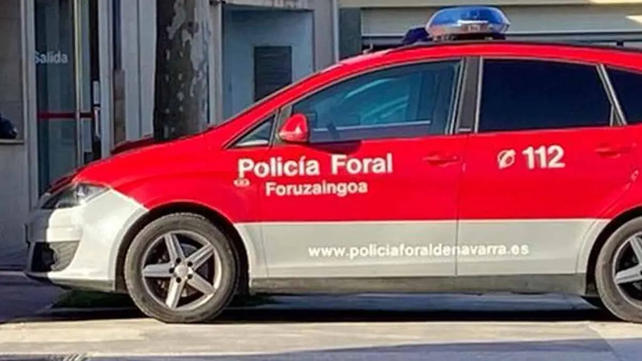 Coche de Polic&iacute;a Foral. Foto de Archivo