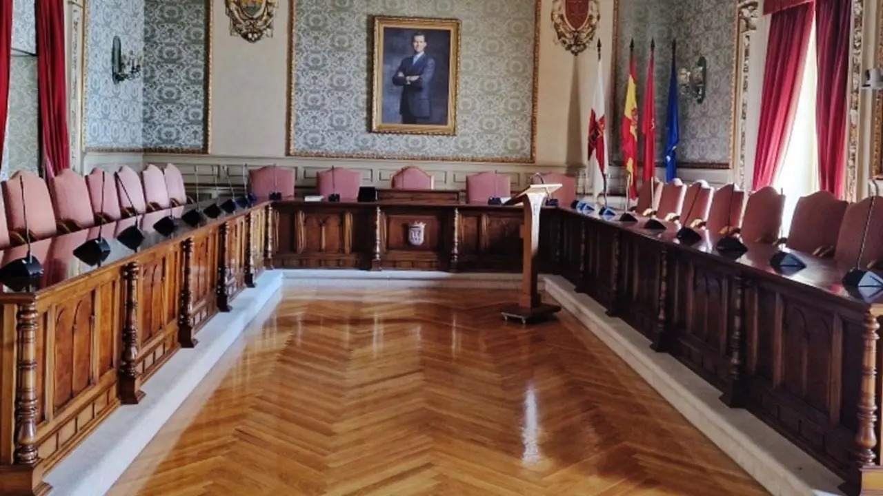 Sal&oacute;n de plenos del Ayuntamiento de Tudela