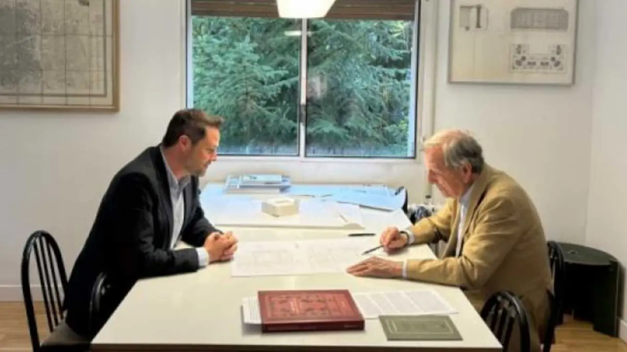 Alejandro Toquero junto a Rafael Moneo