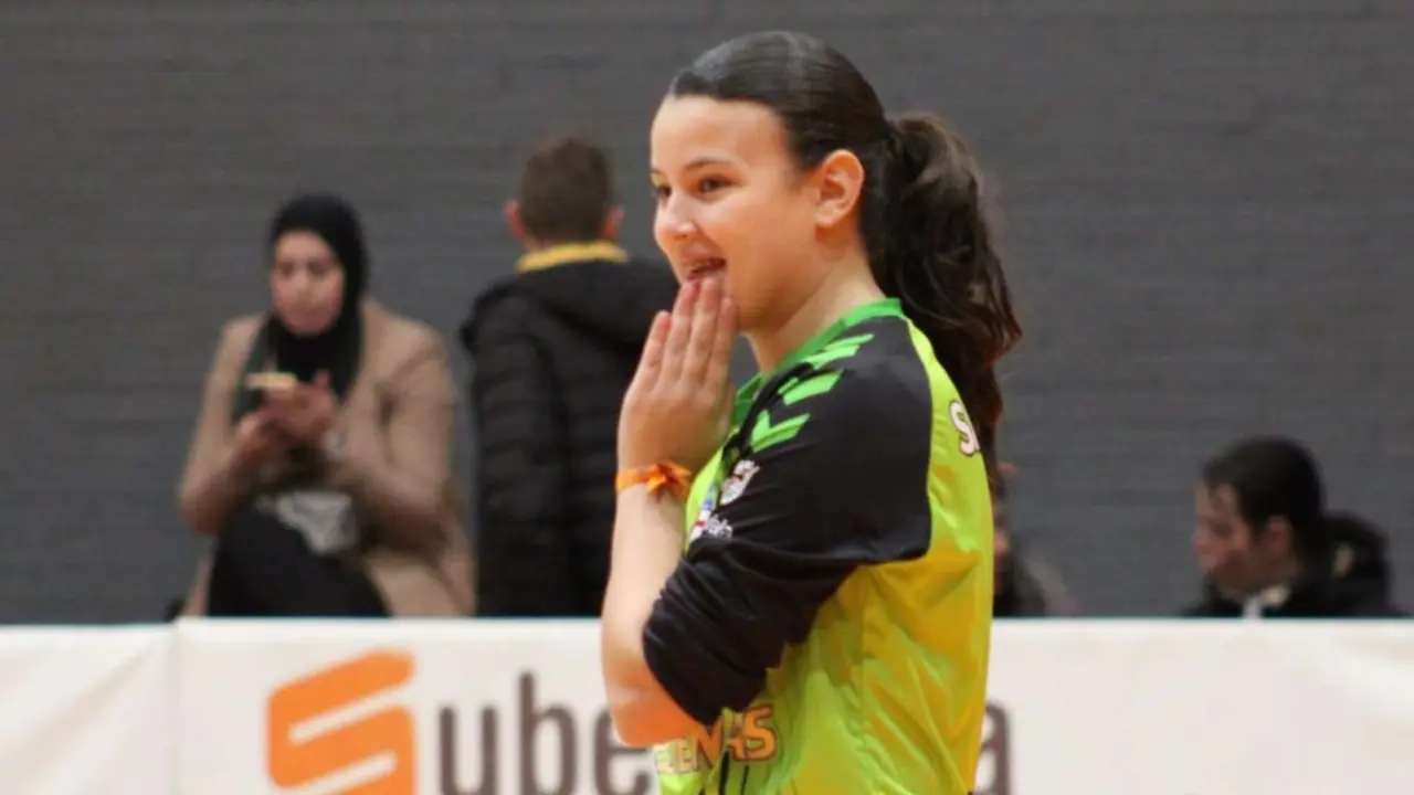 Leyre Sahag&uacute;n Sola, jugadora cascantina de balonmano