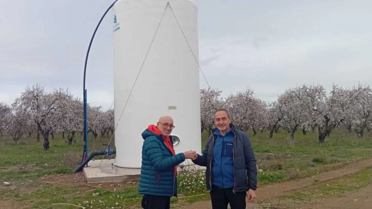 Corella inaugura un punto de captaci&oacute;n de agua para tratamientos fitosanitarios